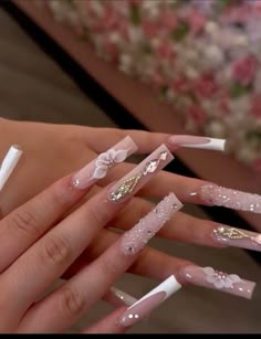 Xv Makeup Ideas Pink, Pink Long Nails With Diamonds, Quince Nail Ideas, Xv Nails, Quince Nails, Long Acrylic Nail Designs, Glamour Nails, French Tip Acrylic Nails