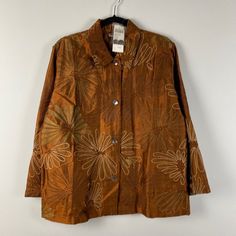 Chicos Design Silk Floral Embroidered Fall Jacket Women 2 Us L Brown Embellished Please See Last Photos For Measurements. -Orders Are Shipped Out 7 Days Per Week. -All Items Are Stored In A Smoke Free Environment. -Please Feel Free To Ask Any Questions You May Have. Brown Floral Embroidered Outerwear For Fall, Brown Floral Embroidered Fall Outerwear, Brown Floral Embroidery Outerwear For Fall, Brown Long Sleeve Outerwear With Floral Embroidery, Fall Outerwear With Tonal Embroidery Long Sleeve, Fall Long Sleeve Outerwear With Tonal Embroidery, Casual Long Sleeve Festive Outerwear, Fall Tonal Embroidery Long Sleeve Outerwear, Festive Long Sleeve Casual Outerwear