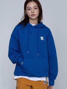 This comfy and casual hoodie is simply accented with GRAVER's unique witty graphic print at chest. It's made from soft and lightweight cotton-polyester blend terry.- Drawstring hooded neck- Graphic print at chest- Front kangroo pocket- Drop shoulder- Ribbed cuffs and hem- Point logo label at the hem- Relaxed fit- Unisex wear- Tenter and tumble finish to minimize shrinkage Blue Cotton Hoodie For Spring, Trendy Blue College Hoodie, Blue Hoodie With Drawstring For Cold Weather, Trendy Blue Hoodie With Adjustable Hood, Casual Blue Hoodie For College Wear, Casual Blue College Hoodie, Casual Blue Hoodie For College, Blue Cotton Hoodie For Winter, Urban Blue Hoodie For College