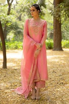 Shop for Megha and Jigar Pink Embroidered Chanderi Kurta And Pant Set for Women Online at Aza Fashions Bridal Jewelry Sets Brides, Pink Kurta, Hand Embroidery Dress, Pakistani Fashion Party Wear, Beautiful Pakistani Dresses, Women Kurta, Kurta Dress, Hijab Fashion Inspiration, Embroidery Designs Fashion