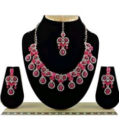 Ruby Choker, Kundan Jewelry, Bollywood Wedding, Indian Bollywood, Kundan Jewellery, Rose Gold Plates, Fashion Watches