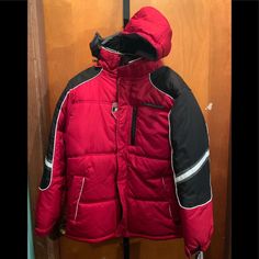 Brand New Boys Jacket Red Hooded Jacket With Pockets For Cold Weather, Hooded Red Puffer Jacket For Outdoors, Red Hooded Puffer Jacket For Outdoor, Red Hooded Puffer Jacket With Pockets, Red Functional Hooded Jacket For Winter, Red Functional Hooded Winter Jacket, Sporty Red Hooded Puffer Jacket, Red Winter Sports Outerwear, Red Sporty Puffer Jacket For Winter