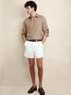 Lino 5" Linen Short | Banana Republic Men’s White Linen Shorts Outfit, Linen Shorts Outfit, Mens Linen Outfits, Vacation Outfits Men, Mens Beach Shoes, Mens Shorts Outfits, Summer Vacation Outfits, Summer Wedding Outfits, Shorts Outfit