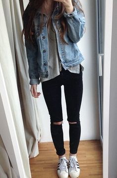 Pakaian Hipster, Ripped Jeans Casual, Fall Outfits For School, Hipster Outfits, 가을 패션, Back To School Outfits, Womens Casual Outfits