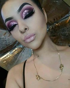 Eyeshadow Glitter Looks, Glitter Looks, Eyeshadow Glitter, Makeup Tumblr, Purple Makeup, Stunning Makeup, Trendy Makeup