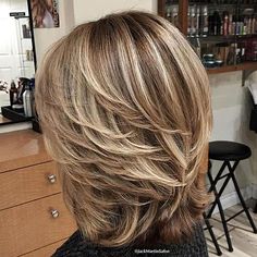 Stacked Hairstyles, Layered Wigs, Wavy Bob Wig, Wavy Bob, Medium Layered