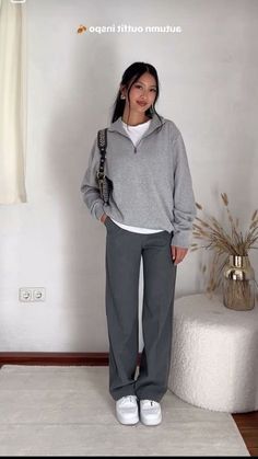 Autumn Business Outfits Women, Casual Outfit With Dress Pants, Gray Pants Fall Outfit, Nyc Work Outfit Business Casual, Autumn Winter Work Outfits, Slacks Dressy Outfit, 2024 Autumn Outfits Work, Work Outfits Women Grey Pants, Women’s Business Casual Fall