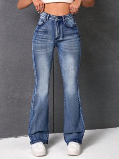 Cat Scratch Flare Leg JeansI discovered amazing products on SHEIN.com, come check them out! Flare Jeans Outfit, Cat Scratch, Gorgeous Outfits, Bottom Jeans, Flare Leg Jeans, Women Denim Jeans, Jeans Outfit, Country Outfits, Bell Bottom