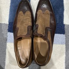 Gucci 9 Equivalent To Men’s 10. In Good Condition Shoes Gucci, Dress Shoe, S 10, Gucci Shoes, Gucci Men, Slip Ons, Loafer Shoes, Men Dress, Black And Brown