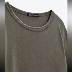 Zara Soft Washed Tshirt. Size Xs Simple Crew Neck Top For Layering, Simple Crew Neck Top For Fall, Casual Plain Tops For Layering, Classic Summer Soft-washed Tops, Zara Long Sleeve T-shirt For Spring, Zara Long Sleeve Spring T-shirt, Classic Green Zara Tops, Simple Long Sleeve Summer Tops, Zara Short Sleeve Tops For Fall