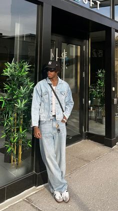 Denim Jacket Men Outfit Street Style, Mens Denim Jacket Outfit Street Styles, Samba Outfit Men, Adidas Samba Outfit Mens, Fashion Men Streetwear, Denim Jacket Men Outfit, Adidas Outfit Men, Samba Adidas Outfit, Street Fashion Men