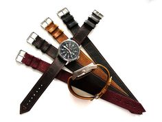 1pc NATO ® Liberator ™ Military wwII Bomber leather Bund watchband raf Pilot strap IW SUISSE Classic Leather Strap Watch Band For Outdoor, Classic Outdoor Watch Band With Leather Strap, Classic Outdoor Watch Bands With Leather Strap, Classic Outdoor Leather Strap Watch Band, Classic Outdoor Watch With Leather Strap, Classic Outdoor Watch Accessories With Leather Strap, Classic Brown Watch Bands For Outdoor, Brown Bracelet Strap Watch Bands For Outdoor, Brown Outdoor Bracelet Strap Watch Bands