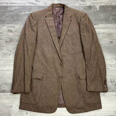 Vintage 1950’s Clipper Craft Brown Heather Flannel Wool Sport Coat Blazer Size 40l Long, 2 Button And Single Vented! Great Condition! Has A Small Imperfection On The Bottom Edge. Please Make Reasonable Offers And Bundle! Ask Questions! :) Brown Single Breasted Button-up Tweed Jacket, Classic Brown Tweed Jacket With Button Closure, Classic Tweed Suits With Pockets, Tailored Brown Button-up Sport Coat, Classic Button-up Sport Coat, Tailored Brown Sport Coat With Button-up, Tailored Brown Sport Coat With Button-up Design, Vintage Suit Collar Outerwear For Business Casual, Formal Tweed Button-up Blazer