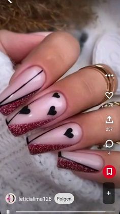 Nude Nail Ideas, Rocker Nails, Rockabilly Nails, Manicure 2023, Nail Designs For Short Nails, Elegant Touch Nails, Designs For Short Nails, Tapered Square Nails