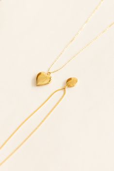 14k Gold Filled chain w/ 24k Gold over Brass 15mm heart locket 18" Fits a 1cm x 1cm image Oval Locket, Necklace Clasps, Heart Locket, Gold Filled Chain, Jewelry Pouch, Layered Necklaces, Sterling Silver Chains, Girl Gifts, Rhodium Plated