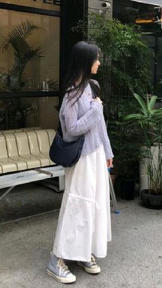 Soft Long Skirt Outfit, Sweater Vest With Nothing Underneath, Long Skirt Aesthetic Summer, Chinese Vintage Fashion, Feminine Japanese Fashion, Japanese Skirt Outfits, Japan Clothing Style, K Drama Fashion, Japan Summer Fashion