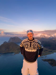 Elias & Kajsa bringing their Trondheim 2025 Sweater on Lofoten adventures. 

Credit: @eliasandkajsa on Instagram and TikTok