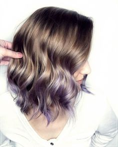 19 ideas to dye the ends of your hair and not stay with the desire – Short and Curly Haircuts Lavender Hair Tips, Purple Hair Tips, Lavender Hair Ombre, Lilac Hair Color, Light Purple Hair, Scene Girl, Vivid Hair Color, Lilac Hair