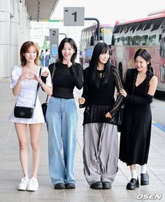 New Era Outfit, Super Power Girl, Outfit Korean, Tokyo Dome, Black Mamba, Airport Style, Airport Outfit