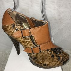 Luichiny - Style "Pay Shunts" Brown & Faux Reptile/Snakeskin ~ Double Buckle With Side Zipper Open Toe 4.5" High Heel Bootie Shoes Women's Size 10m - Nwob Leather Snake Print Heels For Formal Occasions, Formal Leather Heels With Snake Print, Formal Snake Print Leather Heels, Brown Leather Snake Print Heels, Brown Leather Heels With Snake Print, Leather Snake Print Heels, Snake Print Leather Heels Medium Width, Snake Print Pointed Toe Heels Medium Width, Medium Width Leather Snake Print Heels