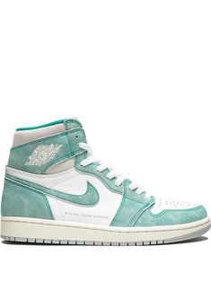 Supplied by a premier sneaker marketplace dealing with unworn, already sold out, in demand rarities. Each product is rigorously inspected by experienced experts guaranteeing authenticity. Get ready to run. Crafted from green and white calf leather, suede and rubber, these Air Jordan 1 Retro High OG turbo green from Jordan will get you through the day with ease. All while looking great. Featuring a round toe, a lace-up front fastening, a panelled colour block design and a white rubber sole. Turbo Green, Sneaker Nike, Basket Style, Jordan Shoes Girls, Shoes Sneakers Jordans, Nike Shoes Jordans, Nike Air Shoes, Jordan Air, Cute Nike Shoes