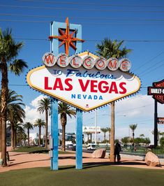 the welcome sign to las vegas, nevada