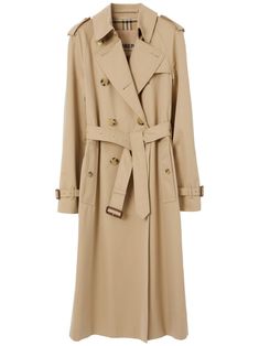 light beige cotton belted waist epaulettes storm flap belted cuffs double-breasted button fastening long sleeves central rear vent Vintage Check-pattern lining Burberry Trenchcoat, Rich Mom, Burberry Outfit, Burberry Trench, Burberry Trench Coat, Classic Trench Coat, Long Trench Coat, Outerwear Coats, British Style