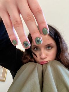 emilia | the redpanda aesthetic 𐦍 Shirt Nail Art, Simple Grunge Nails Short, Short Nails Alternative, Masc Nails Ideas Simple, Short Nail Designs Aesthetic, Summer Grunge Nails, Star Nails Diy, Masc Nails Ideas Short, Short Nail Designs Masc