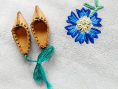 Vintage Tiny 1,5" tall Souvenir Folk Shoes Estonian traditional Ethnic Tied Shoes real Leather Folk Shoes     These light brown leather souvenir tied shoes are in very good vintage condition, unused. Made in Estonian leather factory LINDA about 1960-70. Tiny cute shoes are 1,5 inches tall, ca 4cm.                             EVERYTHING IN MY SHOP SHIPS FOR FREE ANYWHERE:-) Traditional Brown Hand-stitched Moccasins, Traditional Brown Moccasins For Festival, Traditional Handmade Brown Leather Shoes, Traditional Handmade Closed Toe Moccasins, Scandinavian Pattern, Frog Figurines, Leather Factory, Light Brown Leather, Retro Toys