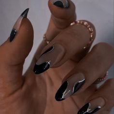 Black And Champagne Nails, Marvel Nails, Nails Polish, Oval Nails