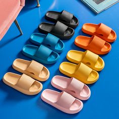 Women Thick Platform Cloud Slippers Summer Beach Soft Sole Slide Sandals Men Ladies Indoor Bathroom Feather Slippers, Comfortable Slippers, Beach Slides, Slide Slippers, Womens Summer Shoes, Beach Slippers, Platform Slippers, Paros, Cool Suits