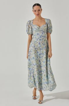 Sweetheart Puff Sleeve Midi Dress – ASTR The Label Puff Sleeve Midi Dress, Pastel Wedding, Astr The Label, Puffed Sleeves Dress, Sleeve Midi Dress, Blue Midi Dress, S Models, Model Height, Wedding Guest Dress