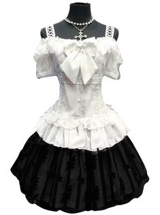 Oc Clothes Outfit Ideas, Goth Outfits Ideas, Cutesy Fashion, Kawaii Fashion Outfits, Fit Ideas, Grunge Goth, Really Cute Outfits, Kawaii Clothes, Fancy Outfits