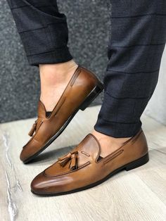 Tassel Leather Brown Loafers – brabion Brown Flat-heel Tassel Loafers For Business, Brown Tassel Loafers For Business With Flat Heel, Casual Brown Tassel Loafers For Galas, Business Brown Tassel Loafers, Brown Classic Tassel Loafers With Flat Heel, Brown Loafers For Men, Brown Loafers Men, Mens Brown Loafers, Brown Shoes Men