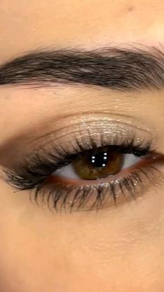 Cute Neutral Eyeshadow Looks, Eye Makeup Ideas For Black Dress, Easy Night Eye Makeup, Eyeshadow Looks For Wedding Guest, Homecoming Makeup Looks For Hazel Eyes, Green Eyeshadow Looks For Prom, Smokey Eyeliner Makeup Look, Eye Makeup Ideas Hazel Eyes, Mocha Eyeshadow Looks