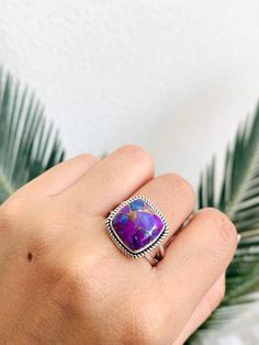 Christmas Gifts Handmade, Handmade Silver Rings, Women Christmas Gifts, Silver Rings For Women, Ring Purple, Rainbow Moonstone Pendant, Rainbow Jewelry, Purple Turquoise, Silver Spinner Rings