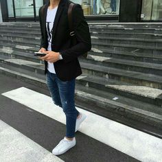 Fashion Suits For Men, Men Fashion Casual Outfits, Mode Inspo, Blazer Fashion, Suit Fashion, Mens Street Style, Stylish Men, Primavera Estate