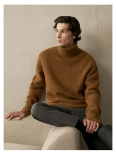 Turtle Neck Outfit Men, Men In Turtlenecks, Cos Man, Chic Winter Style, Turtle Neck Men, Mens Turtleneck, Winter Travel Outfit, Turtleneck Outfit, Hot Sweater