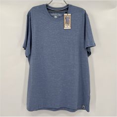 Copper & Oak Men's Pocket Tee Color: River Blue Size: Large Condition: New With Tags Casual Tri-blend Short Sleeve Shirt, Blue Tri-blend Crew Neck T-shirt, Casual Washed Blue Crew Neck Top, Casual Washed Blue Short Sleeve Tops, Blue Tri-blend Crew Neck Shirt, River Blue, Blue River, Pocket Tee, Tee Shirts