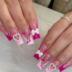 Super Cute And Stylish Ships In 5-10 Business Days Nails Vacay, Nails Sanrio, Nails Duck, Cutest Nails, Vacay Nails, Nails Cartoon, Sanrio Nails, Disneyland Nails, Bow Nail Designs