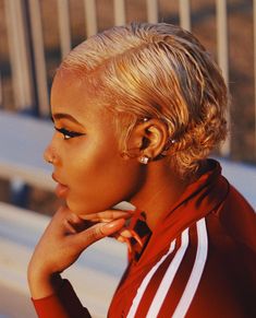 Baddie Hairstyles For Short Hair, Finger Waves Short Hair, Cabello Afro Natural, Short Shaved Hairstyles, Natural Hair Short Cuts, Short Hair Black, Short Hair Pixie Cuts, Short Sassy Hair, Finger Waves