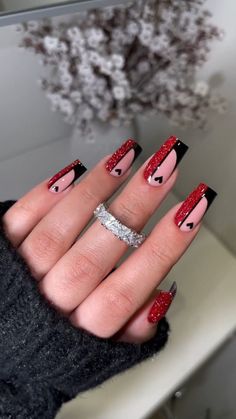 Nail Ideas 2023 White, Nail Inspo 2023 Simple, Nails Ideas Hello Kitty, Cute Nail Ideas Almond, Hello Kitty Nails Red, White Nails Winter, Easter Nails Gel, Springtime Nails, Fancy Nail Art