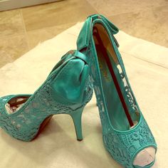 Selling A Beautiful Pair Of Teal Dress High Heels. Beautiful Lace With Bow Accent On Heel. 5-7” Heel High. These Run A Size Smaller. So Size Down. Planned To Wear For My Wedding But Did Not Fit And Heel Heels As Way To High For An Outdoor Rocky Terrain. Ask Questions. No Refunds Or Returns Teal High Heels, Teal Shoes, Rocky Terrain, High Heel Dress Shoes, High Heel Dress, Teal Dress, My Wedding, High Heel, Shoes Women Heels