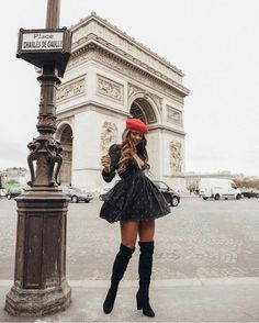 Pop Rocky, Paris Winter, Europe Outfits, Paris Pictures, Paris Mode, Paris Photography, Europe Fashion, Holiday Party Outfit