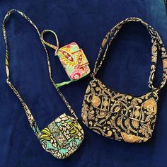 Nwot & Like New Vera Bradley Purse & Wallet Lot -Black, Brown And Mustard Small Purse With Adjustable Strap. Great Condition. Carried Twice. Minimal Wearing. 12 X 8.5 Inches -New Without Tag Aqua Blue Wristlet Wallet: 6 X 4 Inches -Euc Like New Black, Lime And Aqua Long Cross Body Mini Purse. No Signs Of Wear At All. Excellent. Adjustable Strap. 6 X 6 Inches Retail For All: $150 Vera Bradley Weekender Bag, Vera Bradley Prints, Work Purse, Tech Pouch, Green Purse, Vera Bradley Wallet, Vera Bradley Purses, Floral Bags, Brown Tote