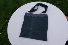 "Vintage medium blue denim shoulder bag with double/twin straps. Jeans women tote purse with inscription on the bottom \" inspiration\" in pink color with gold paint. Summer tote, pink,white plaid textile lining inside. Inside 1 zippered compartment and slip on pocket. Outside frontal 1 slip on pocket with drawstrings and 1 large compartment and 1 small zip pocket. condition: normal vintage handmade. Inside clean. 1 white paint spot on the inscription \"inspiration\", but it can clean out, I sup Denim Blue Tote Shoulder Bag, Denim Blue Bags For Everyday Summer Use, Spring Reversible Rectangular Bag, Spring Rectangular Reversible Bag, Eco-friendly Rectangular Denim Bag, Rectangular Denim Bag For Summer, Summer Rectangular Denim Shoulder Bag, Summer Denim Rectangular Shoulder Bag, Denim Blue Tote Bag For Summer