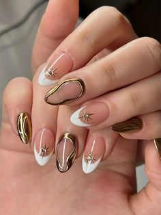 New Year Inspired Nails, Gold Details Nails, White And Gold Nails Short, New Years Nail Designs Glitter, Silk Nails, Engagement Nails, Band Nails, Asian Nails, Hello Nails