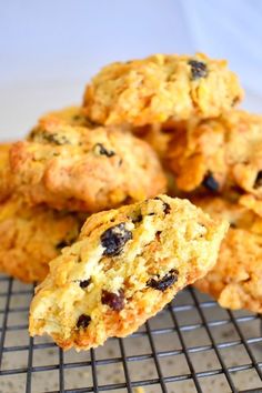 some cookies are cooling on a wire rack