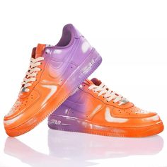 Nike Air Force 1 Orange Purple is the custom sneaker you didn't expect! The shades of orange and purple blend with vintage white effects that recall classic laces. Standing out has never been so easy thanks to these sneakers! Purple Custom Sneakers With Gum Sole For Sports, Purple Custom Sneakers With Translucent Outsole For Streetwear, Orange Low-top Custom Sneakers With Translucent Outsole, Custom Orange Low-top Sneakers With Translucent Outsole, Custom Purple High-top Sneakers With Gum Sole, Custom Purple Sneakers For Sneaker Matching, Custom Orange Lace-up Sneakers With Gum Sole, Orange Fade-resistant Sneakers For Streetwear, Orange Nike Air Force 1 Lace-up