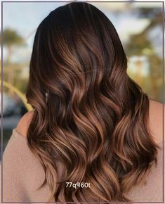 Balayage Hair Copper, Balayage Hair Color Ideas, Rambut Brunette, Chestnut Hair, Balayage Hair Color, Latest Hair Color, Gorgeous Hair Color, Hair Color Light Brown